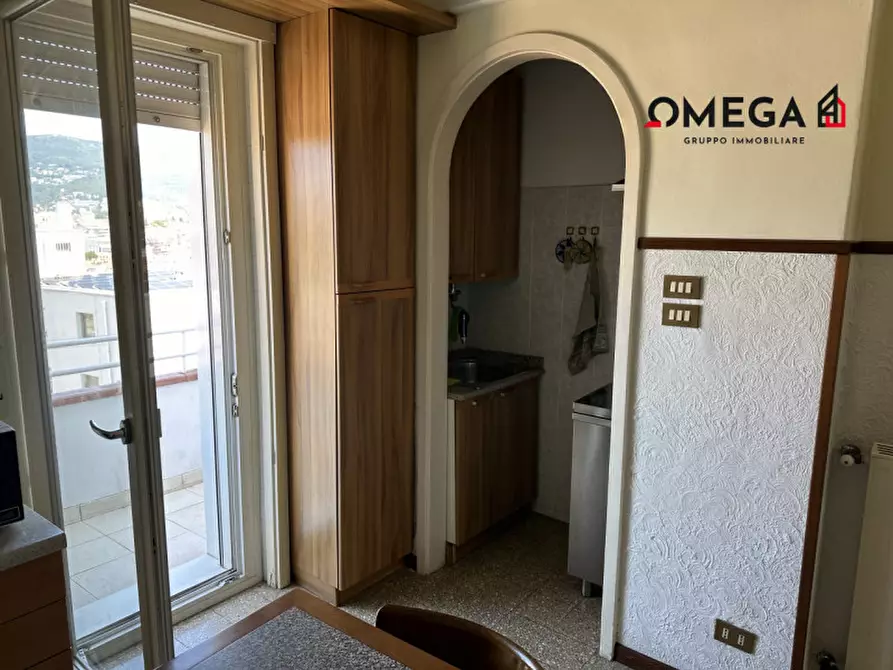 Immagine 3 di Appartamento in vendita  in via dei Giuliani, 4/2 a Trieste