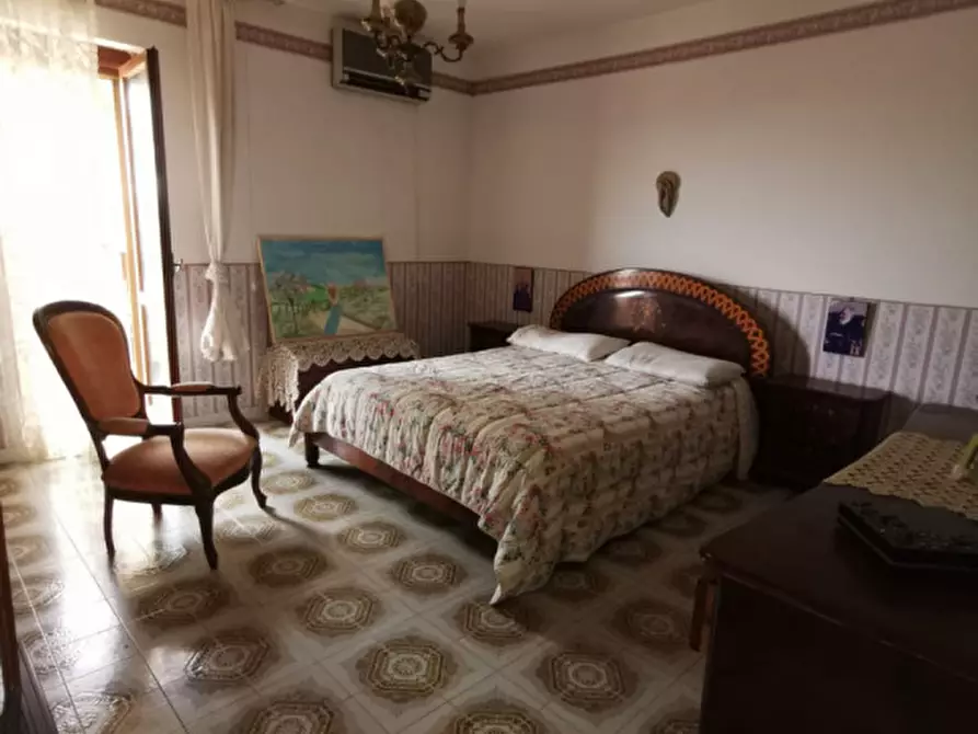 Immagine 10 di Villa in vendita  in contrada martelli a Satriano