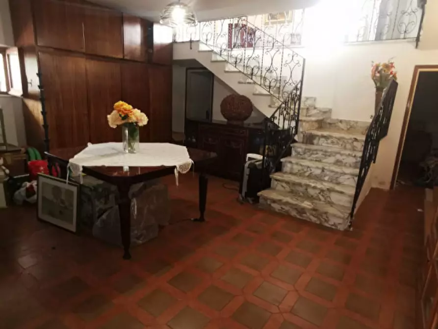 Immagine 18 di Villa in vendita  in contrada martelli a Satriano