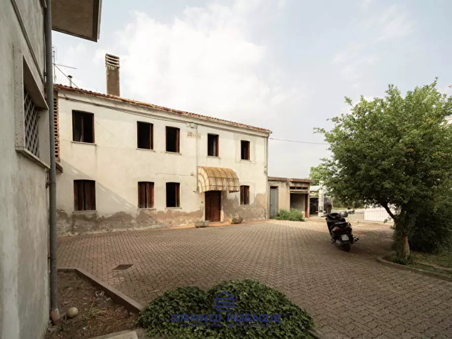 Immagine 37 di Casa bifamiliare in vendita  in Via Nazionale, 21 a Campiglia Dei Berici