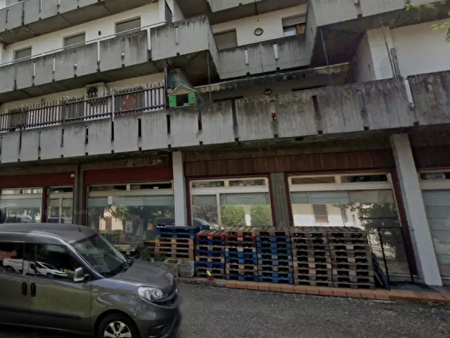 Immagine 4 di Negozio in vendita  a Formigine