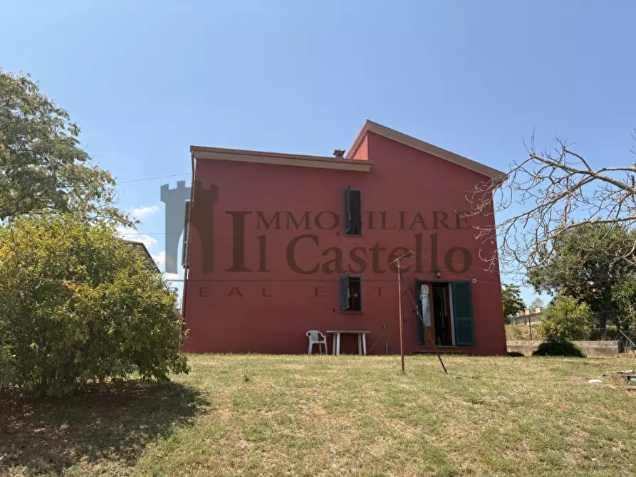 Immagine 8 di Casa indipendente in vendita  in vaiano a Castiglione Del Lago