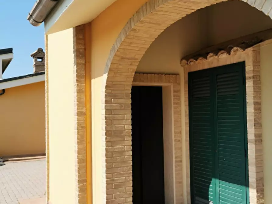 Immagine 6 di Villa in vendita  in Contrada Camera a Porto San Giorgio