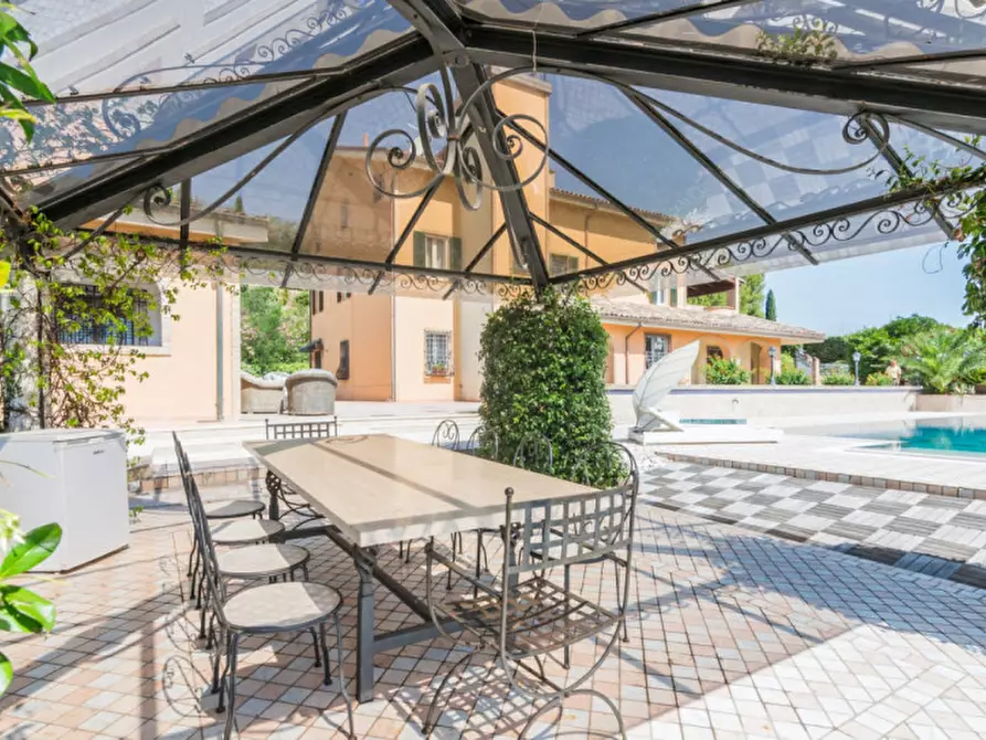 Immagine 25 di Villa in vendita  in Contrada Camera a Porto San Giorgio