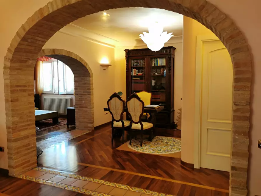 Immagine 29 di Villa in vendita  in Contrada Camera a Porto San Giorgio