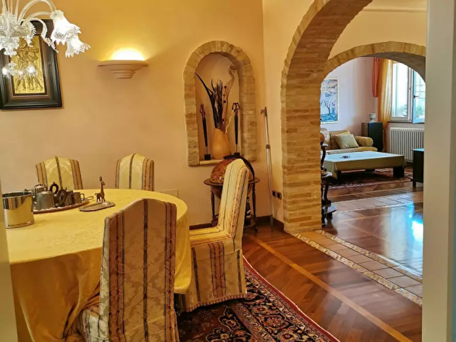 Immagine 31 di Villa in vendita  in Contrada Camera a Porto San Giorgio