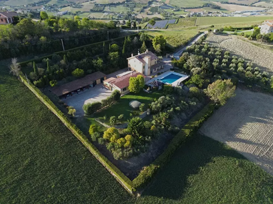 Immagine 54 di Villa in vendita  in Contrada Camera a Porto San Giorgio