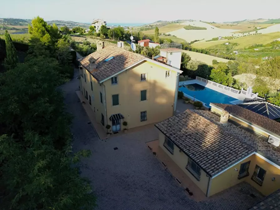 Immagine 61 di Villa in vendita  in Contrada Camera a Porto San Giorgio