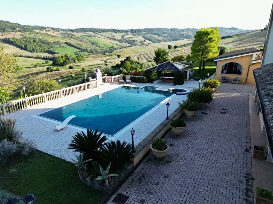 Immagine 68 di Villa in vendita  in Contrada Camera a Porto San Giorgio