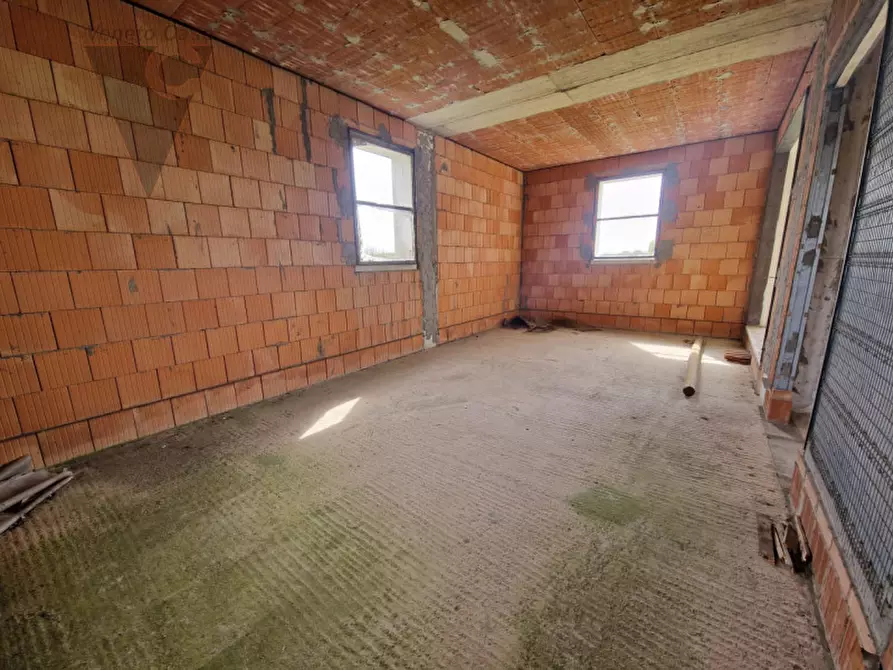 Immagine 12 di Villa in vendita  a Legnaro