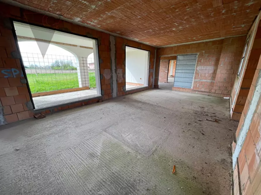 Immagine 13 di Villa in vendita  a Legnaro