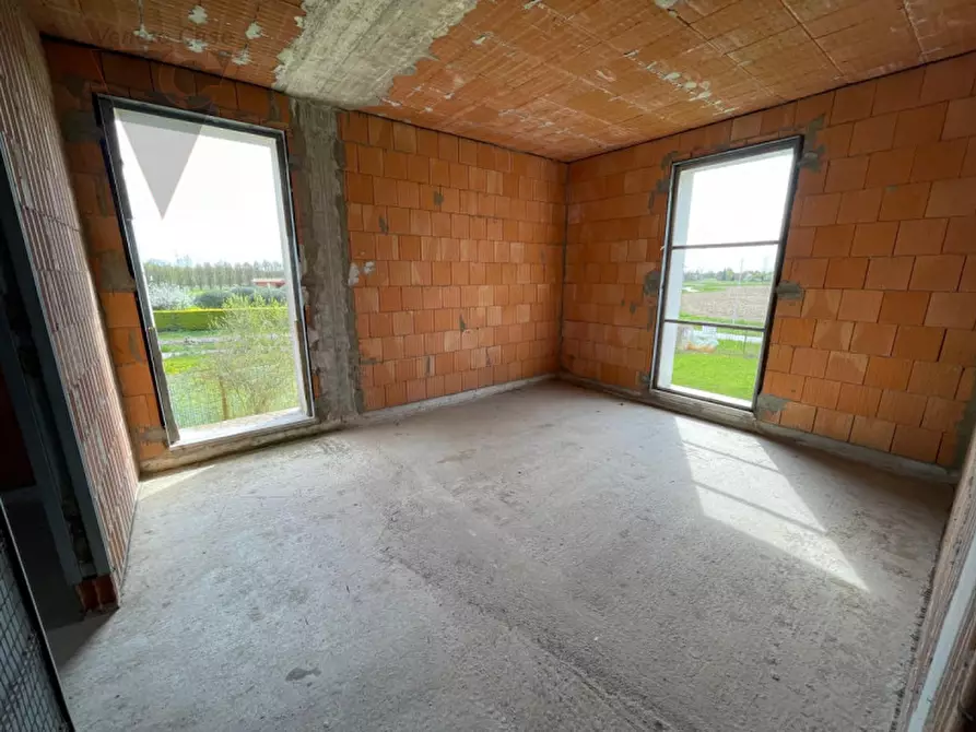 Immagine 27 di Villa in vendita  a Legnaro