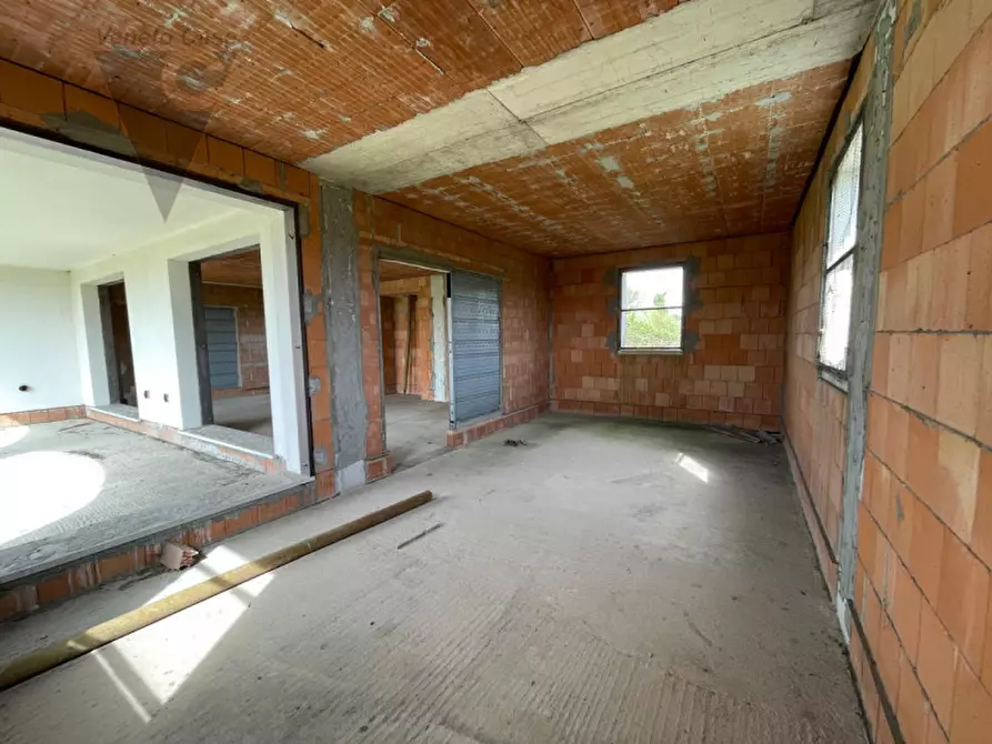 Immagine 29 di Villa in vendita  a Legnaro