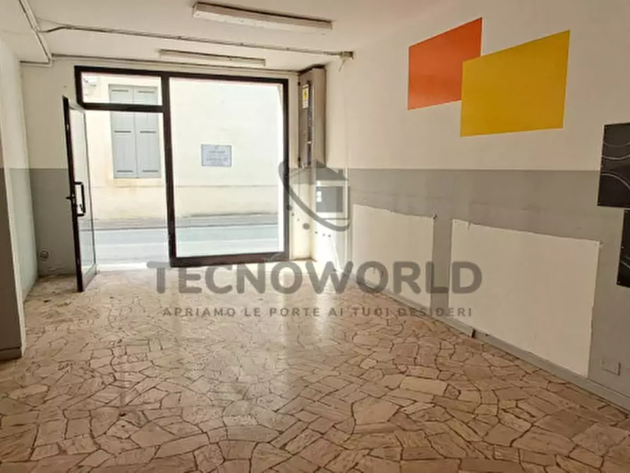 Immagine 2 di Laboratorio in vendita  in Via Chiesa a Malo