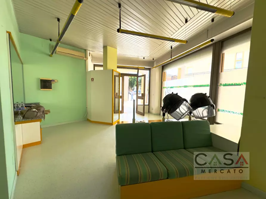 Immagine 4 di Negozio in vendita  in Via Runcis 2 a Casarsa Della Delizia