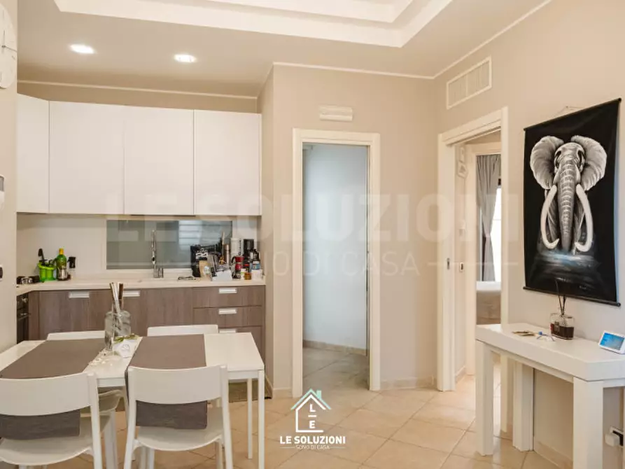 Immagine 3 di Appartamento in vendita  in Via Martin Luther King a Putignano