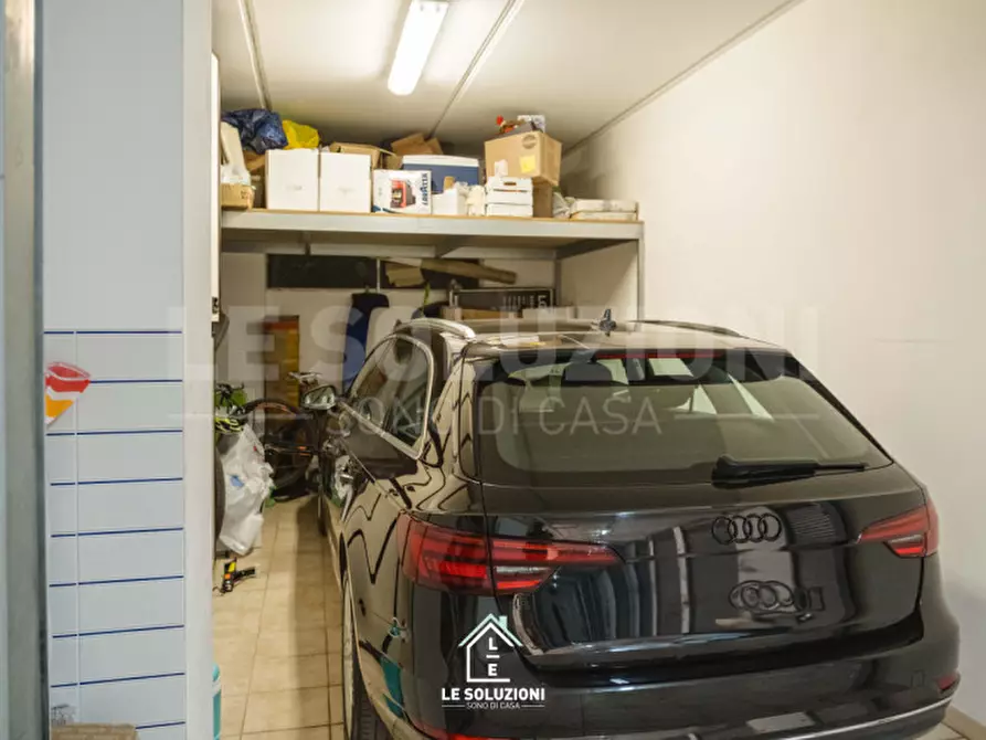 Immagine 27 di Appartamento in vendita  in Via Martin Luther King a Putignano