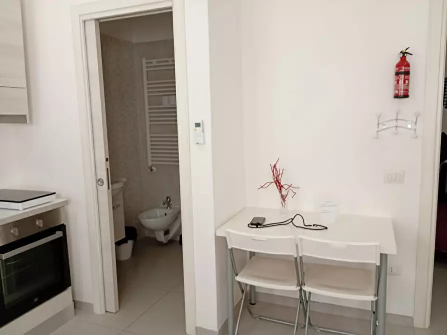 Immagine 25 di Camera in affitto  in Oronzo Costa 44 a Napoli