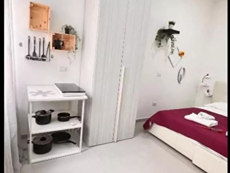 Immagine 31 di Camera in affitto  in Oronzo Costa 44 a Napoli