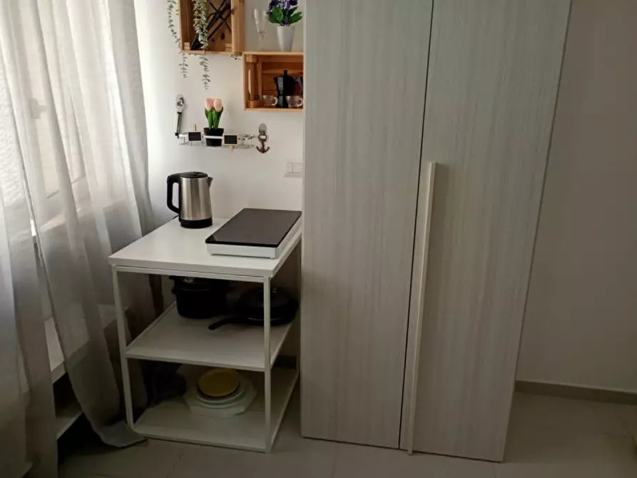 Immagine 42 di Camera in affitto  in Oronzo Costa 44 a Napoli