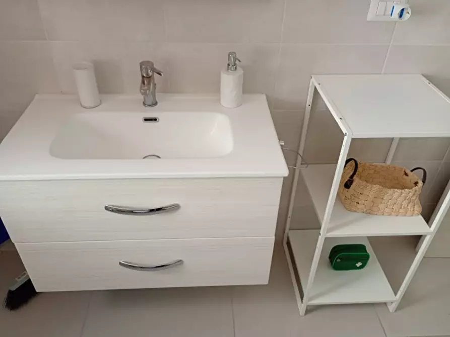 Immagine 52 di Camera in affitto  in Oronzo Costa 44 a Napoli