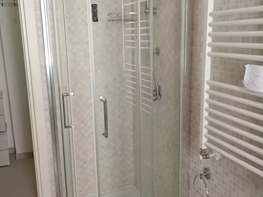 Immagine 53 di Camera in affitto  in Oronzo Costa 44 a Napoli