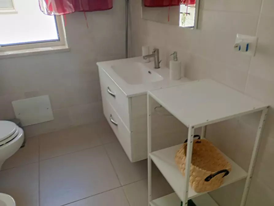 Immagine 54 di Camera in affitto  in Oronzo Costa 44 a Napoli