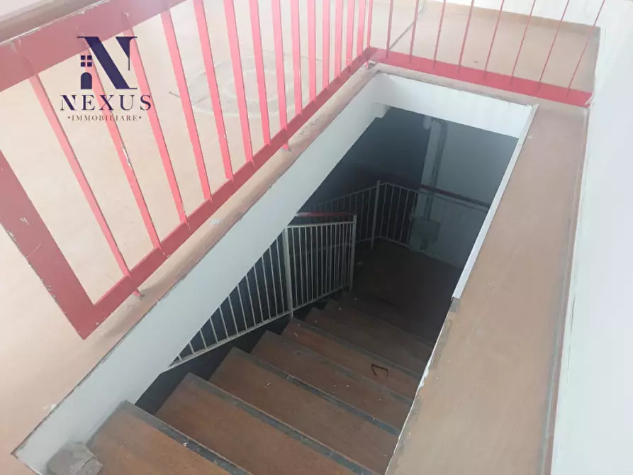 Immagine 15 di Negozio in affitto  in Via Montevecchio 80 a Fano