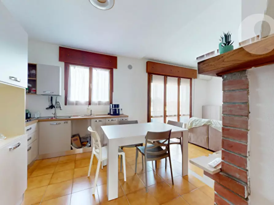Immagine 2 di Appartamento in vendita  in Via Giambattista Nievo a Vicenza