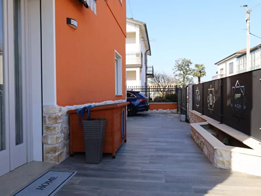 Immagine 17 di Casa bifamiliare in vendita  in Via Regalazzo Alippio a Vicenza