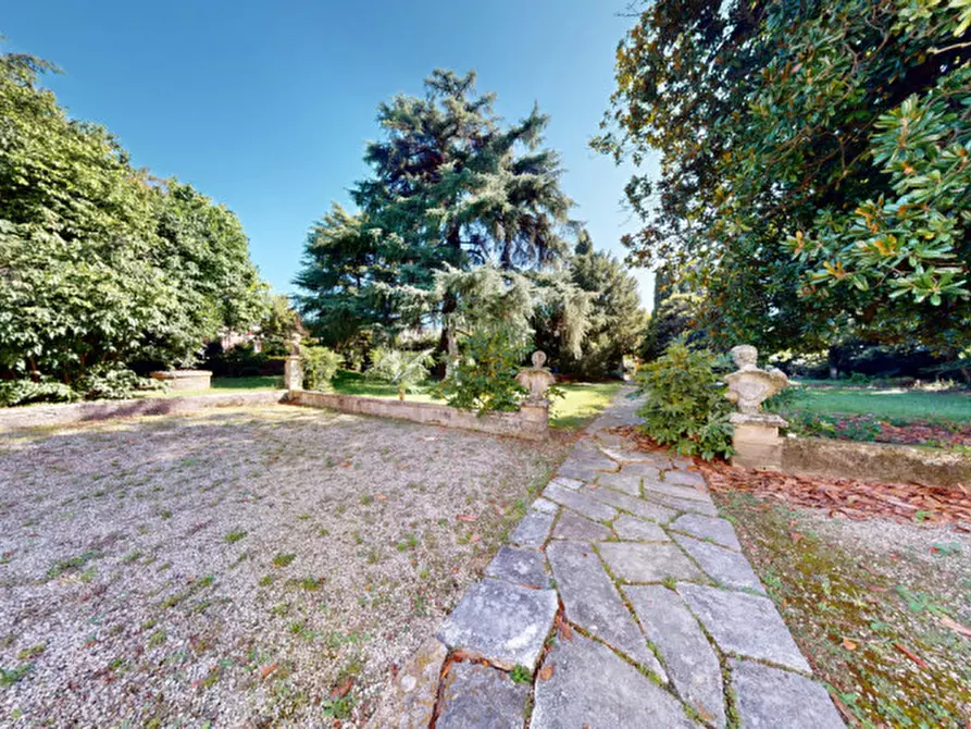Immagine 9 di Villa in vendita  in Viale Ambrogio Fusinieri a Vicenza