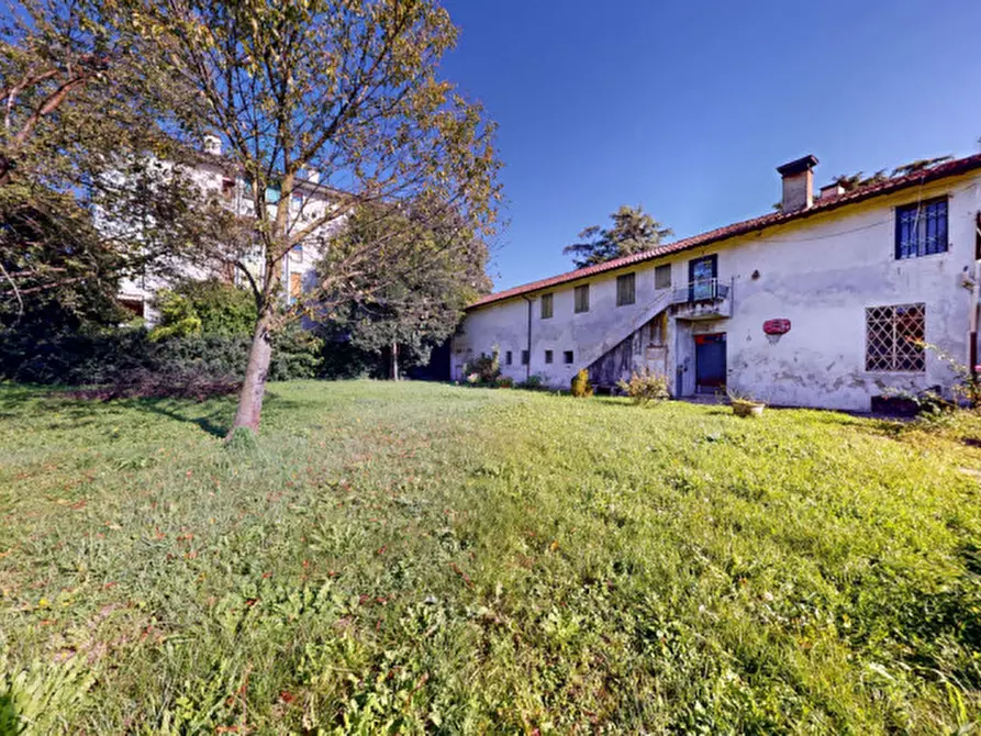 Immagine 26 di Villa in vendita  in Viale Ambrogio Fusinieri a Vicenza