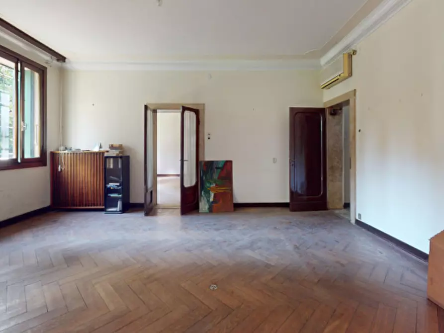 Immagine 58 di Villa in vendita  in Viale Ambrogio Fusinieri a Vicenza