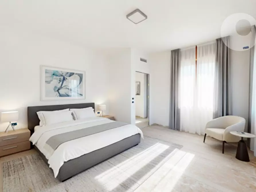 Immagine 11 di Appartamento in vendita  in Viale Ambrogio Fusinieri 62 a Vicenza