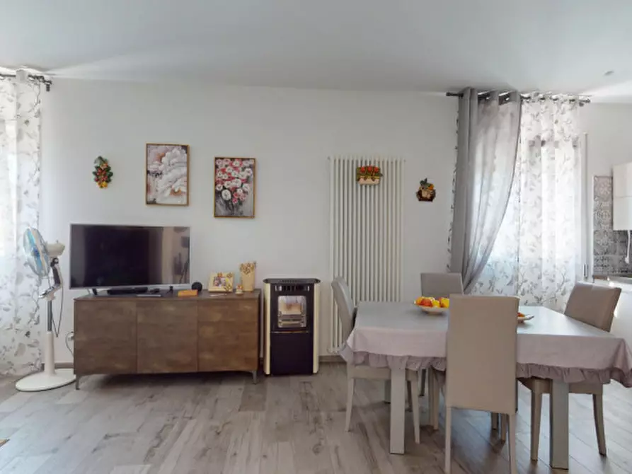 Immagine 2 di Casa bifamiliare in vendita  a Vicenza