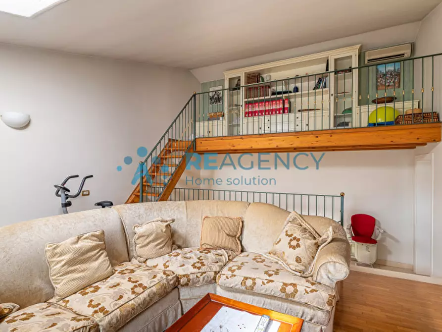 Immagine 12 di Casa bifamiliare in vendita  in Via Cal del Guà, 28 a Montecchio Maggiore