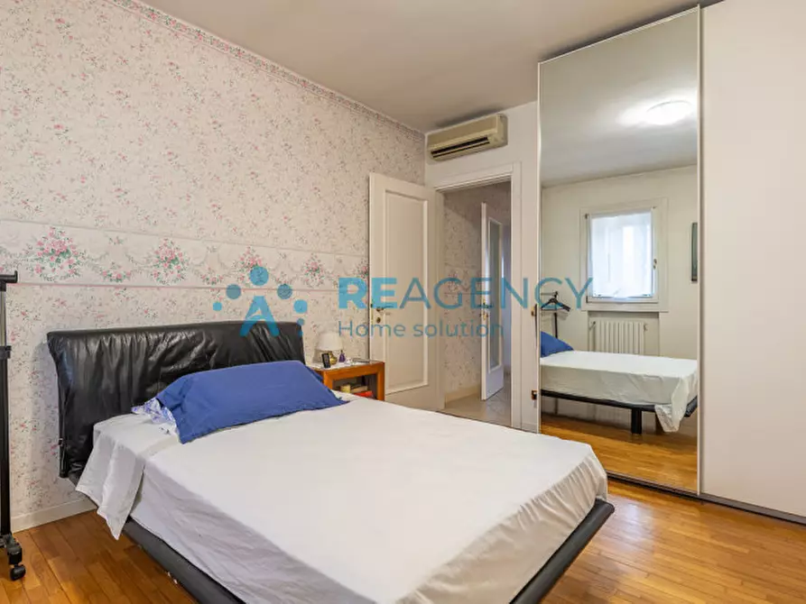 Immagine 15 di Casa bifamiliare in vendita  in Via Cal del Guà, 28 a Montecchio Maggiore