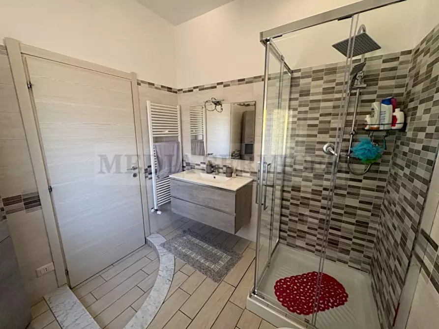 Immagine 12 di Appartamento in vendita  in via S.S. Nazzaro e Celso n° 26 a Sannazzaro De' Burgondi