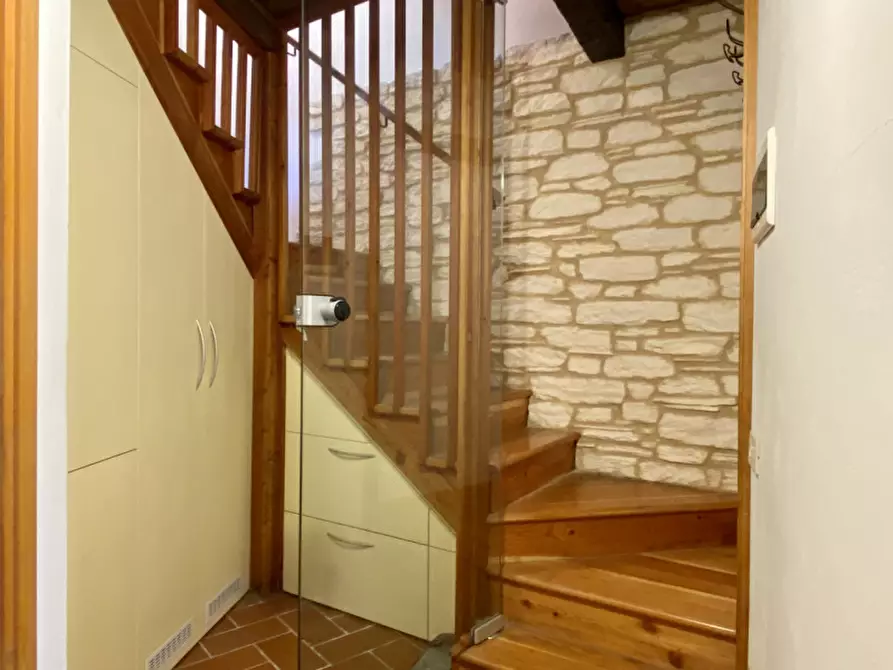 Immagine 8 di Casa bifamiliare in vendita  in Contrada Cavion, 2 a Torrebelvicino