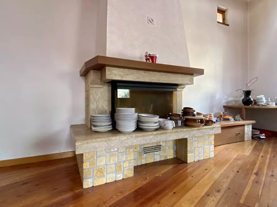 Immagine 10 di Casa bifamiliare in vendita  in Contrada Cavion, 2 a Torrebelvicino