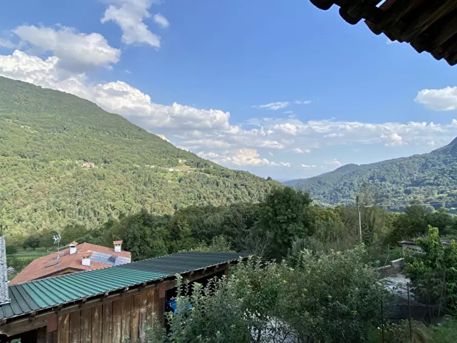 Immagine 15 di Casa bifamiliare in vendita  in Contrada Cavion, 2 a Torrebelvicino