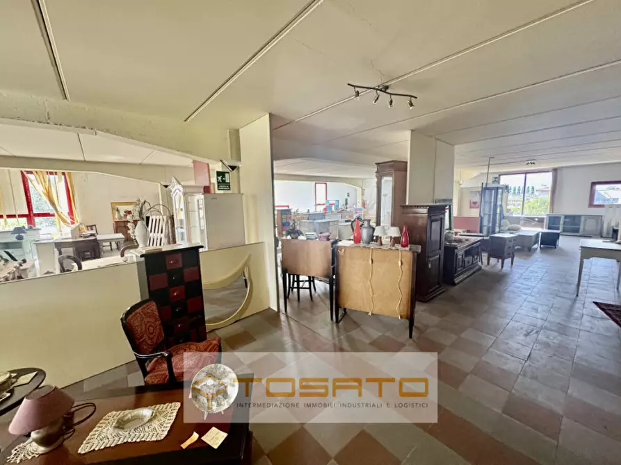 Immagine 6 di Capannone industriale in vendita  a Roverchiara