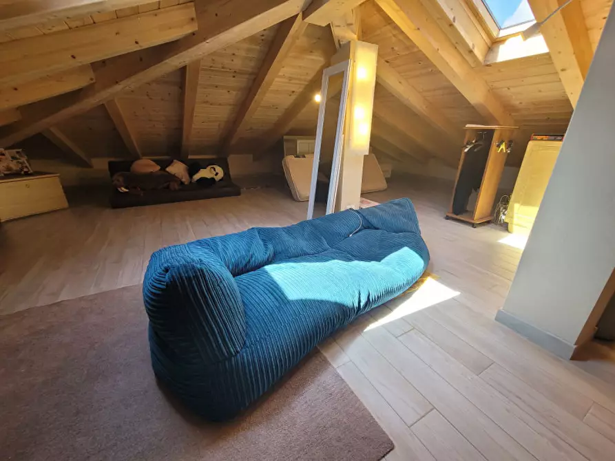 Immagine 22 di Appartamento in vendita  in Via Tessarole a Varazze