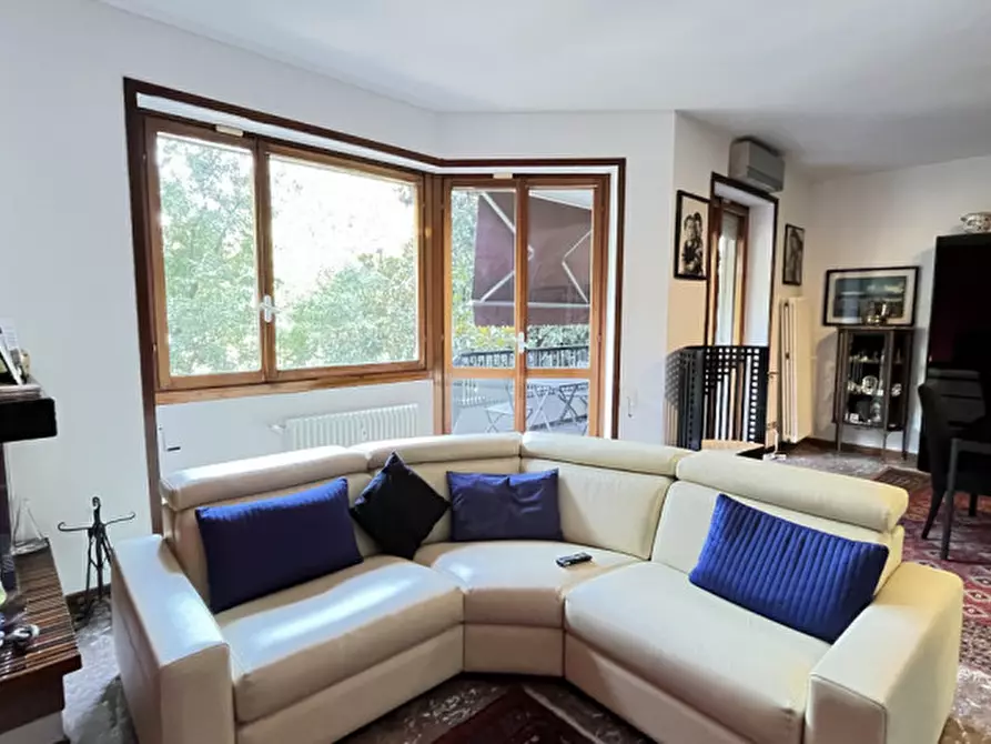 Immagine 9 di Appartamento in vendita  in Via Francesco Primaticcio a Milano