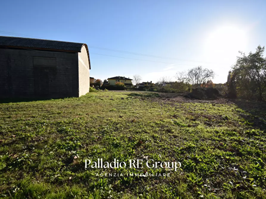 Immagine 10 di Magazzino in vendita  in Via Fontana II Tronco a Borgo Veneto