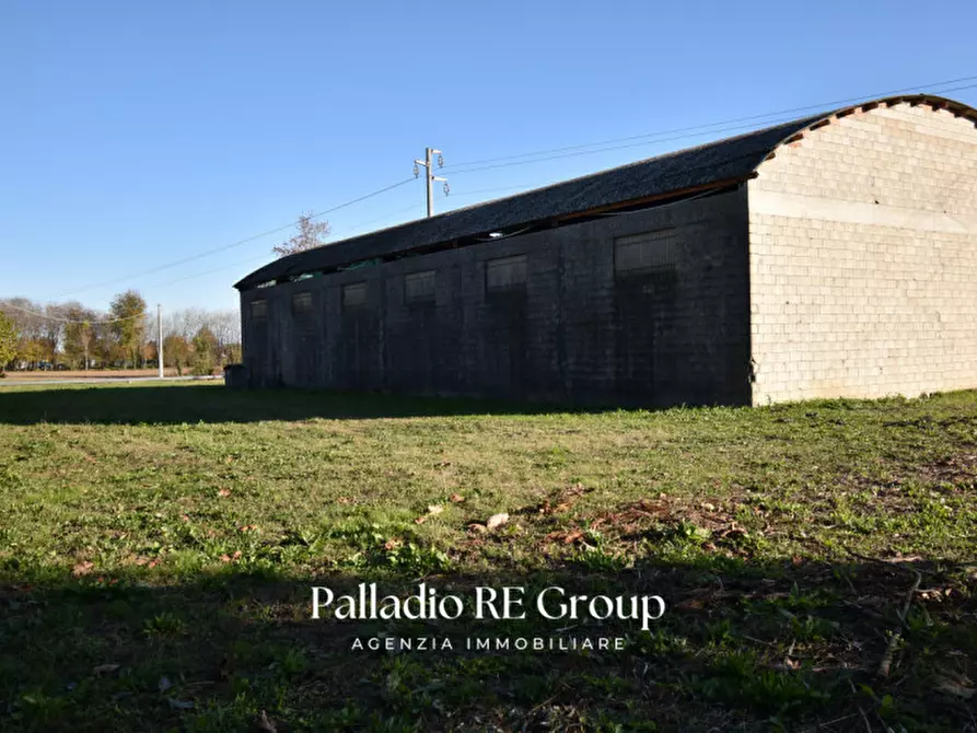 Immagine 11 di Magazzino in vendita  in Via Fontana II Tronco a Borgo Veneto