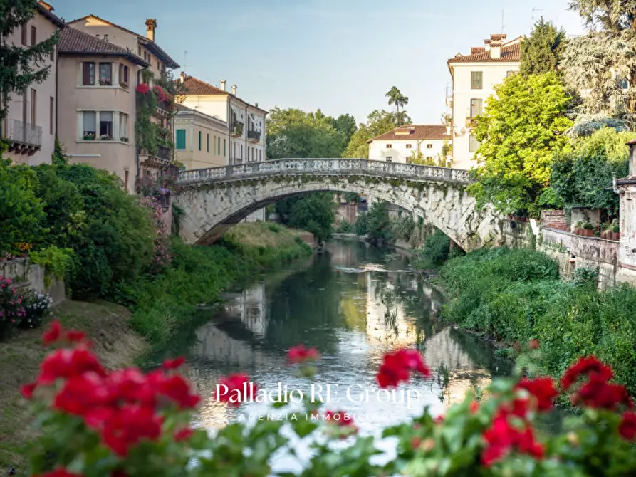 Immagine 6 di Negozio in vendita  in Corso Andrea Palladio a Vicenza