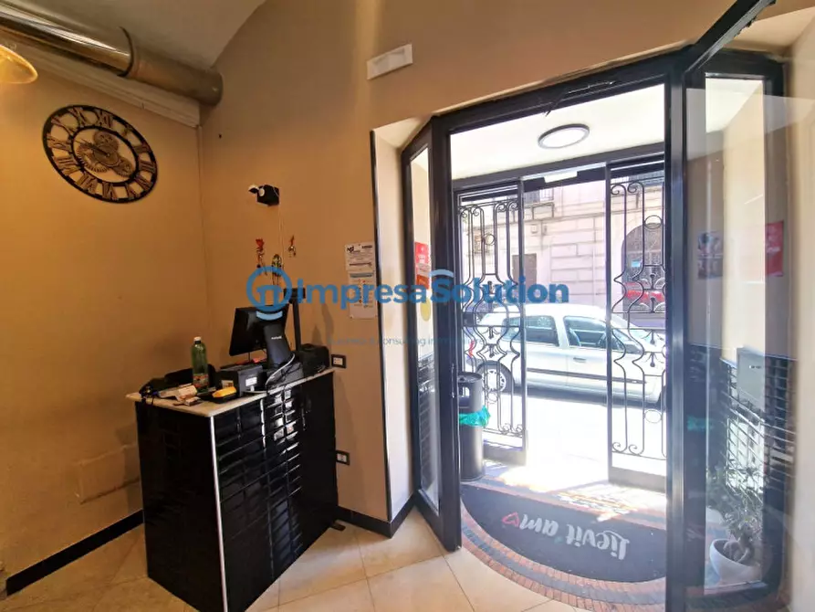 Immagine 4 di Negozio in vendita  in Corso Vittorio Emanuele II a Napoli