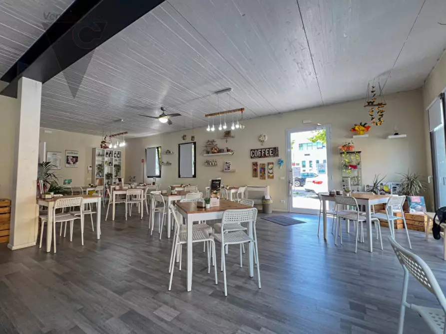 Immagine 2 di Attività commerciale in vendita  in Via Gauslino a Piove Di Sacco