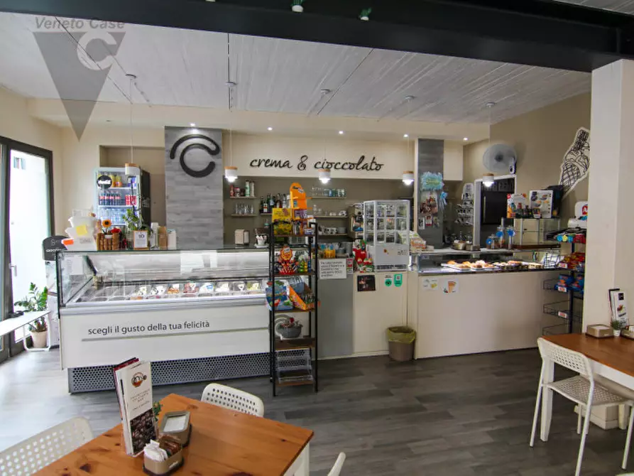 Immagine 5 di Attività commerciale in vendita  in Via Gauslino a Piove Di Sacco